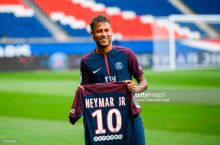 Neymar = 11 futbolchi FOTO