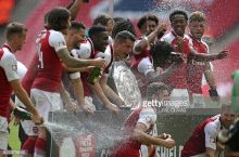"Arsenal" Superkubokdagi g'alabani qanday nishonladi? FOTO