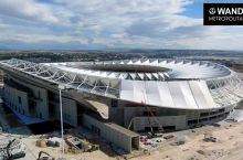 "Atletiko"ning yangi stadioniga chim qanday o'rnatildi (taymlaps video)