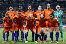 Ван Дейк: у сборной Нидерландов есть шансы в матче со Швецией