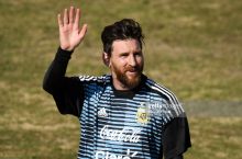 Messi: "Barselona"ning sovrinini jahon chempionligiga almashgan bo'lardim"