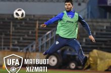 Веселая ФОТОСТАТЬЯ с тренировки национальной сборной Узбекистана в Уругвае