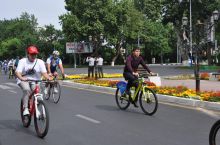Olamsport: Халқ учун бепул велосипед сайли, ярим финалда ўзбек дербиси ва бошқа хабарлар