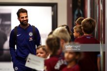 Fabregas: "Sarri qo'l ostidagi "CHelsi" sensaciya amalga oshirishi mumkin"