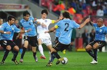 Южная Корея обыграла Уругвай в товарищеском матче