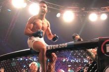 Ўзбек спортчиси машҳур "Bellator"да дебют қилди