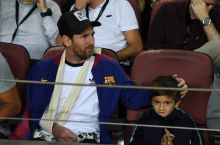 Qo'li singan Messi xursand VIDEO 