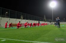 Кубок Азии-2019: Кыргызстан провел первую тренировку в Эмиратах +ФОТО