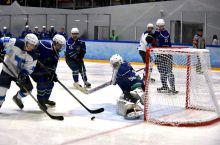Хоккей бўйича илк тарихий Ўзбекистон чемпионатининг биринчи ўйини бўлиб ўтди