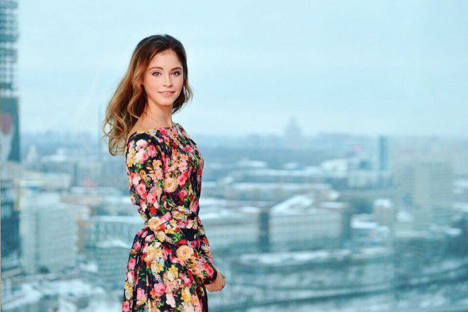 Nudist sohilida fohishalarning porno video Yalangoch Gulnora Dosmatova