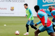 “Barselona”ning ochiq mashg'ulotida Messi yangicha qiyofada namoyon bo'ldi