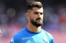 “Manchester Yunayted” va “CHelsi” “Napoli” futbolchisi uchun kurashadi

