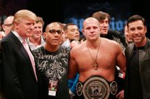 Olamsport: UFC prezidenti Emelyanenkoning tashkil etilmagan jangini esladi, Lomachenko Meyvezer bilan ringga chiqmoqchi