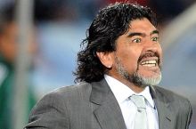 Maradona: "Messini tanqid qila olmayman"