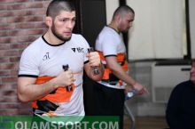 Olamsport: Nurmagomedov AQSHda boshladi, Meyvezer bir kunda ikkita jang qilmoqchi va boshqa xabarlar