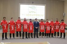 "Lokomotiv" yangi futbolchilarni tanishtirdi