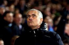 "Manchester Yunayted" Mourinyuga "Portu"da ishlashga ruxsat bermagan