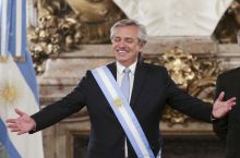 Argentina prezidenti Messini faoliyatini "Nyuells Old Boyz"ga tugatishga chaqirmoqda