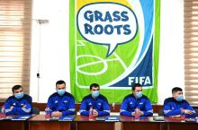 Toshkentda FIFA Grassroots dasturi bo'yicha xalqaro kurslar boshlandi. Uni Usmon Toshev olib bormoqda