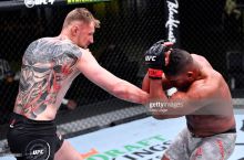 Olamsport: Бугунги UFC жанглари видеолари, Муҳаммад Алини мағлуб этган боксчи вафот этди ва бошқа хабарлар