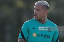 "Inter" Nainggolan bilan shartnomani bekor qildi