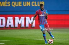 Umtiti muzokaralar chog'ida yig'lab yuborgani aytilmoqda