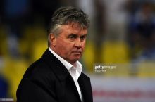 Gus Xiddink murabbiylik faoliyatini tugatganini malum qildi