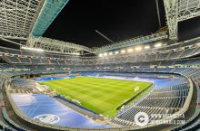 "Real" "Santyago Bernabeu"ga qaytadi. Klub rekonstrukciyada ishtirok etgan barcha ishchilarni birinchi o'yinga taklif etdi