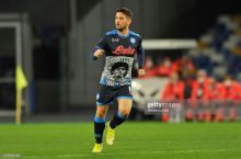 Mertens "Napoli"ni tark etmoqchi emas