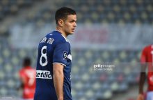 Xatem Ben Arfa rasman "Lill" o'yinchisiga aylandi