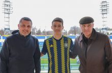 Rasman: Ikrom Aliboev "Paxtakor" futbolchisiga aylandi