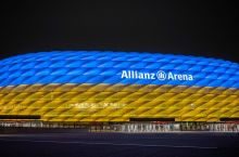 "Бавария" стадиони Украина байроғи ранггига бурканди