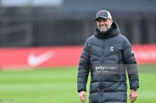 Klopp: "Sovrinlarni ustun qo'ymayman, doimo o'yinni rivojlantirishni o'ylash kerak"