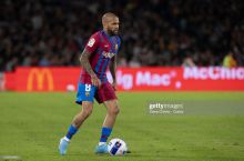 Alves tez orada "Barselona" bilan shartnomasini uzaytirishi mumkin