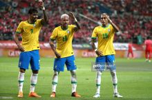 O'rtoqlik o'yini. Braziliya Janubiy Koreyaga 5 ta gol urdi, Neymardan dubl!