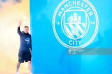 Zinchenko "Manchester Siti"da qolmoqchi