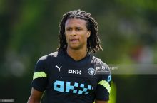 Ake "Manchester Siti"da qoladi