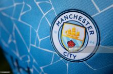 "Manchester Siti" safar libosini namoyish qildi