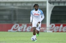 "Napoli" afrikalik futbolchilarni sotib olishdan voz kechmoqchi