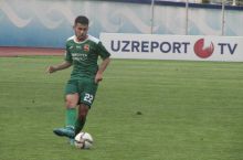 Jahongir Abdusalomov: “Har bir o'yinda gol urib, jamoaga yordam bermoqchiman”