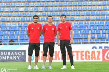 "Nasaf" va AGMK futbolchilari "Markaziy" stadioniga etib kelishdi