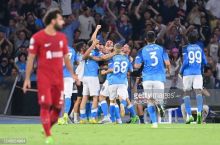 4:1! Napoli o'z maydonida Liverpulga hech qanday imkoniyat qoldirmadi