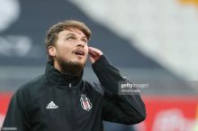 "Inter" va "Roma" sobiq futbolchisi SHukurov to'p tepayotgan "Karagyumruk" safiga qo'shildi