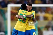 Vinisius: "Neymar bilan bir jamoada o'ynash - orzu"