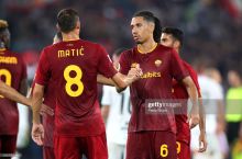 "Roma" ikki futbolchisi bilan shartnomani uzaytirmoqchi