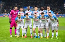 "Liverpul" "Napoli" yarim himoyasini ko'zlamoqda