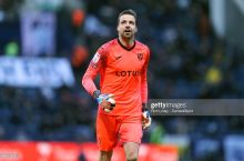 Rasman: Tim Krul "Luton" futbolchisiga aylandi