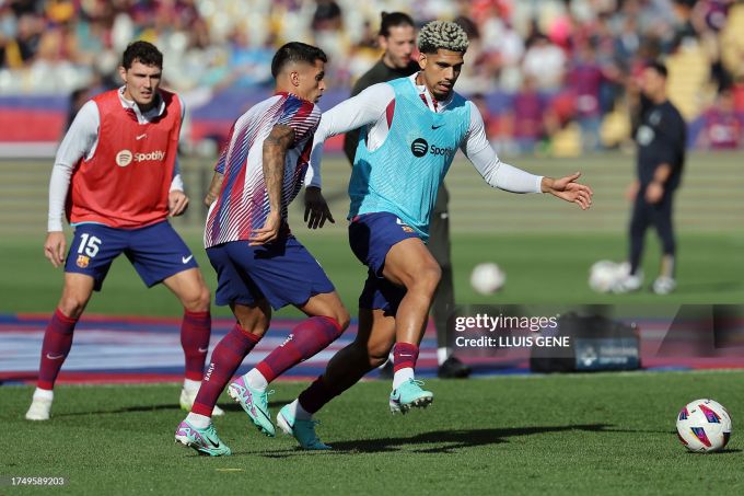 футбольный мяч интересный. Pro evolution soccer 2015. футбол надпись. спорт это жизнь футбол. футбол жизнь игра.