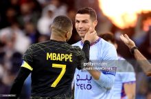 Ronaldu tarixiy rekord o'rnatdi. Bunga Mbappe sababchi