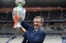 Rasman: Portugaliya bilan Evro chempioni bo'lgan va UEFA Millatlar Ligasida g'olib bo'lgan Santush - Ozarbayjon bosh murabbiyi